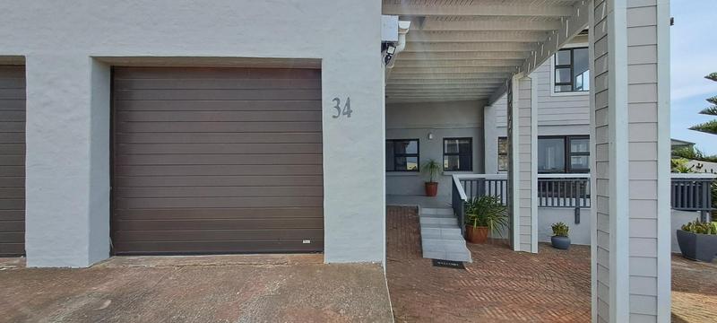 5 Bedroom Property for Sale in Jongensfontein Western Cape